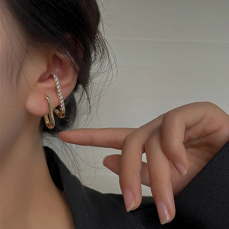 U-shaped Earrings